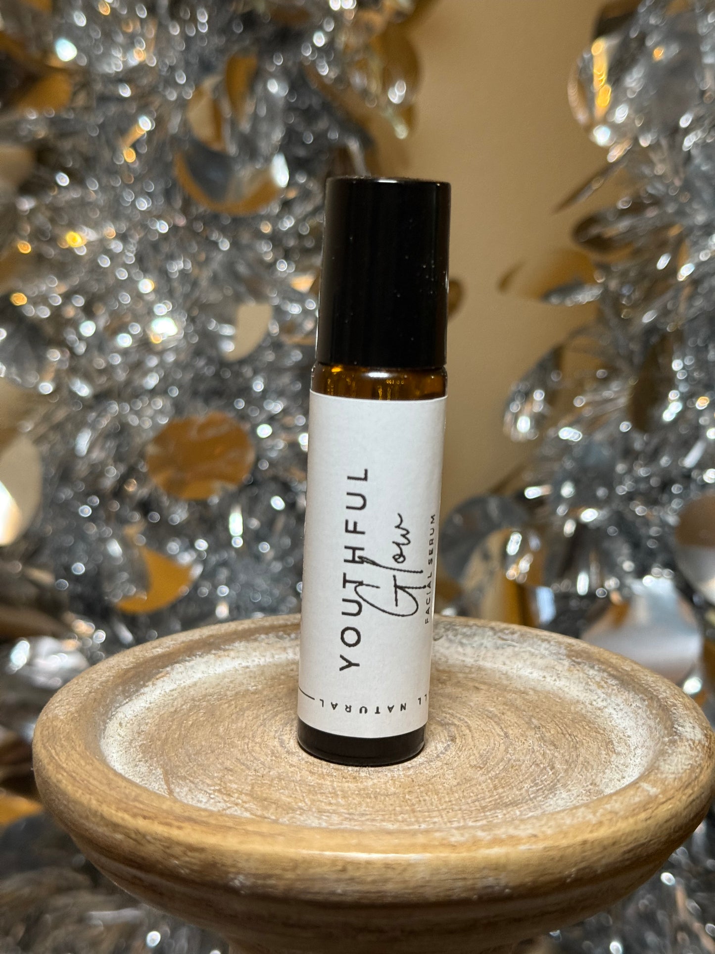 Youthful Glow Facial Serum – Roller