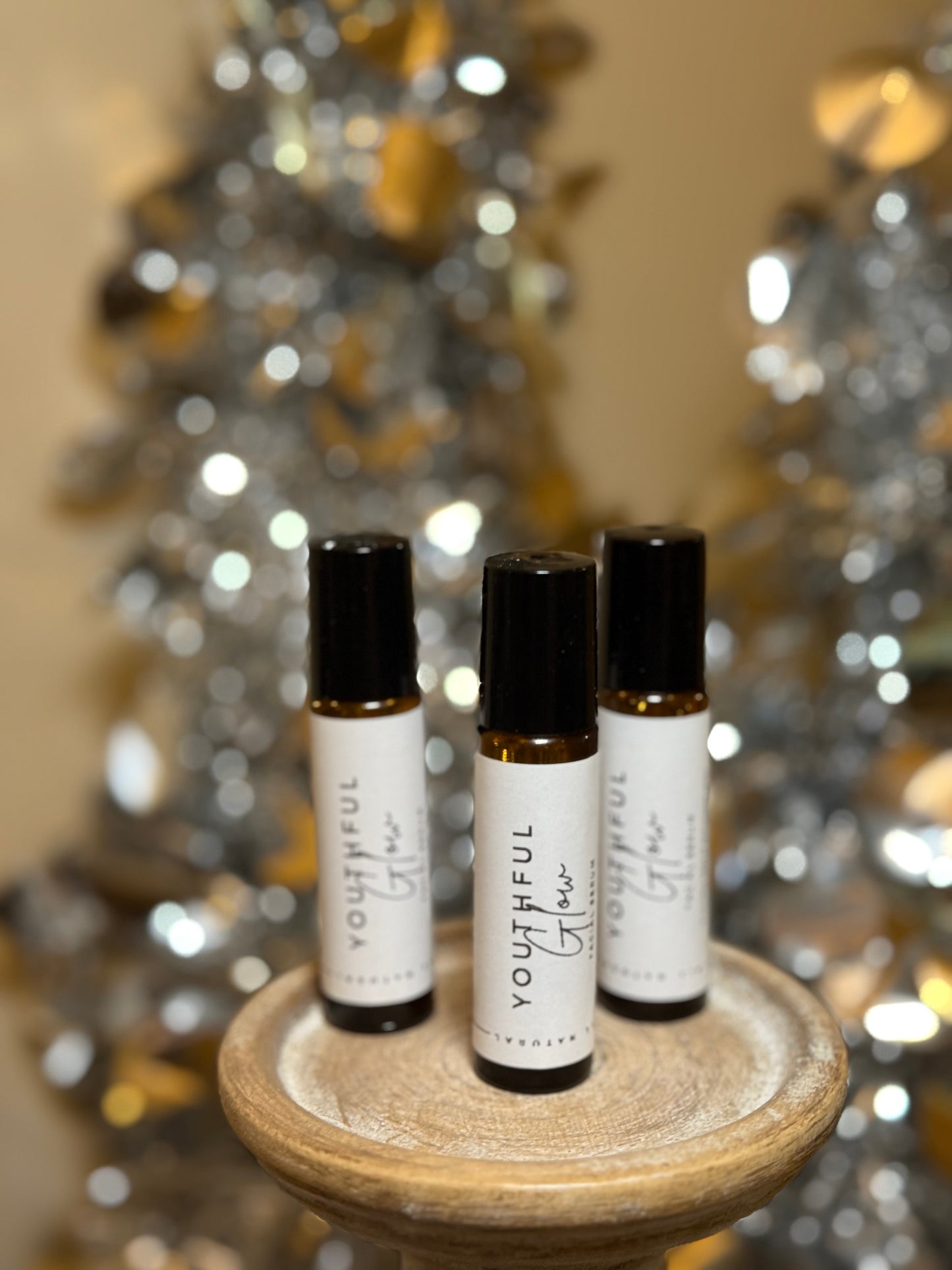 Youthful Glow Facial Serum – Roller